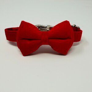 Dog Collar + Bow | L | Velvet | Luxe | Red  | New